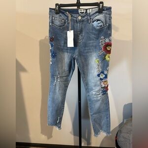 NWT Embroidered Blue Jeans